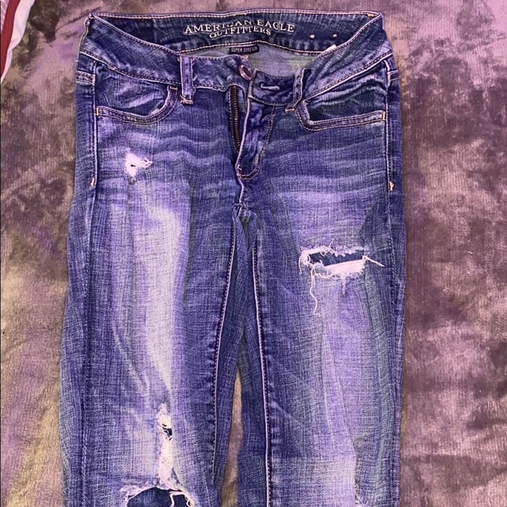 American Eagle Low Waisted Super Stretch Jeans